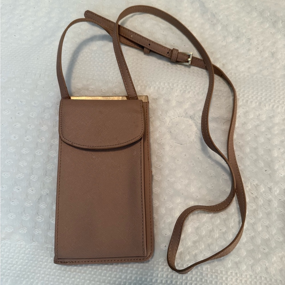 Madison West Pink Wallet Classic Design